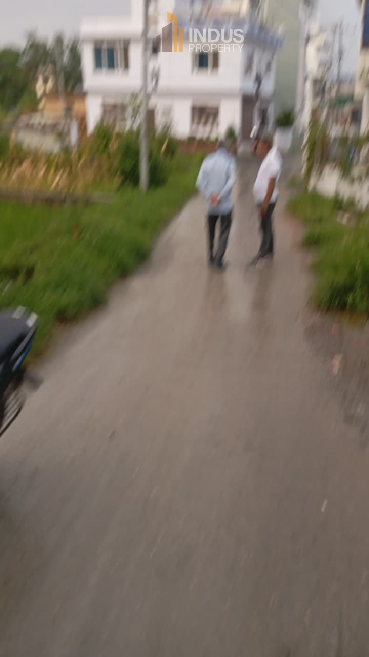 property-image